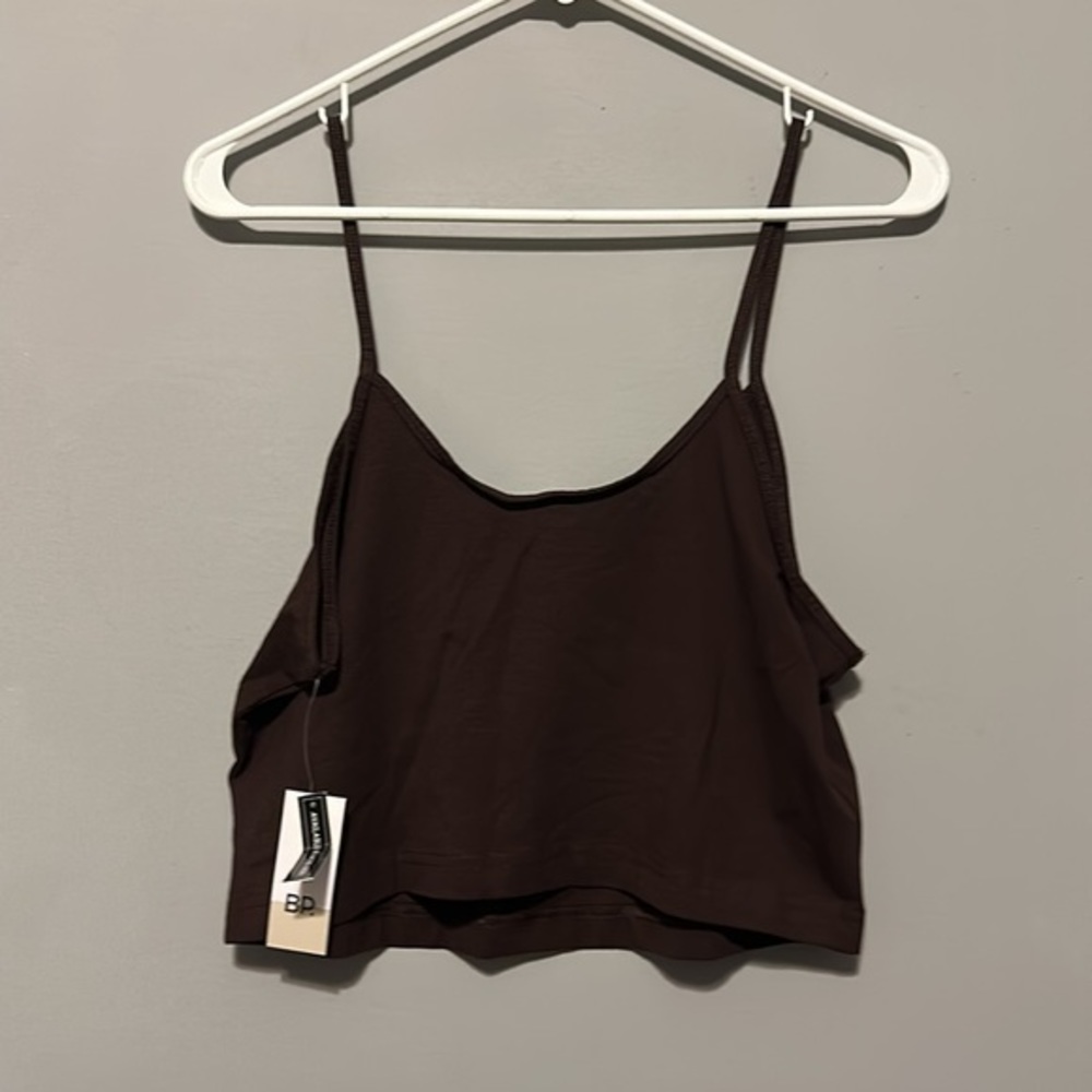 BP brown we get a strap crop tank - Picture 5 of 5